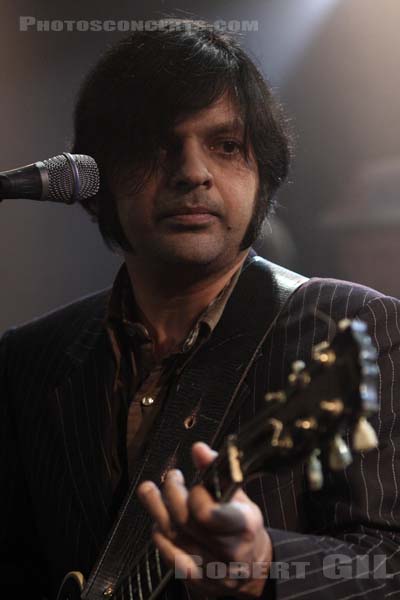 CORNERSHOP - 2009-12-01 - PARIS - La Maroquinerie - 